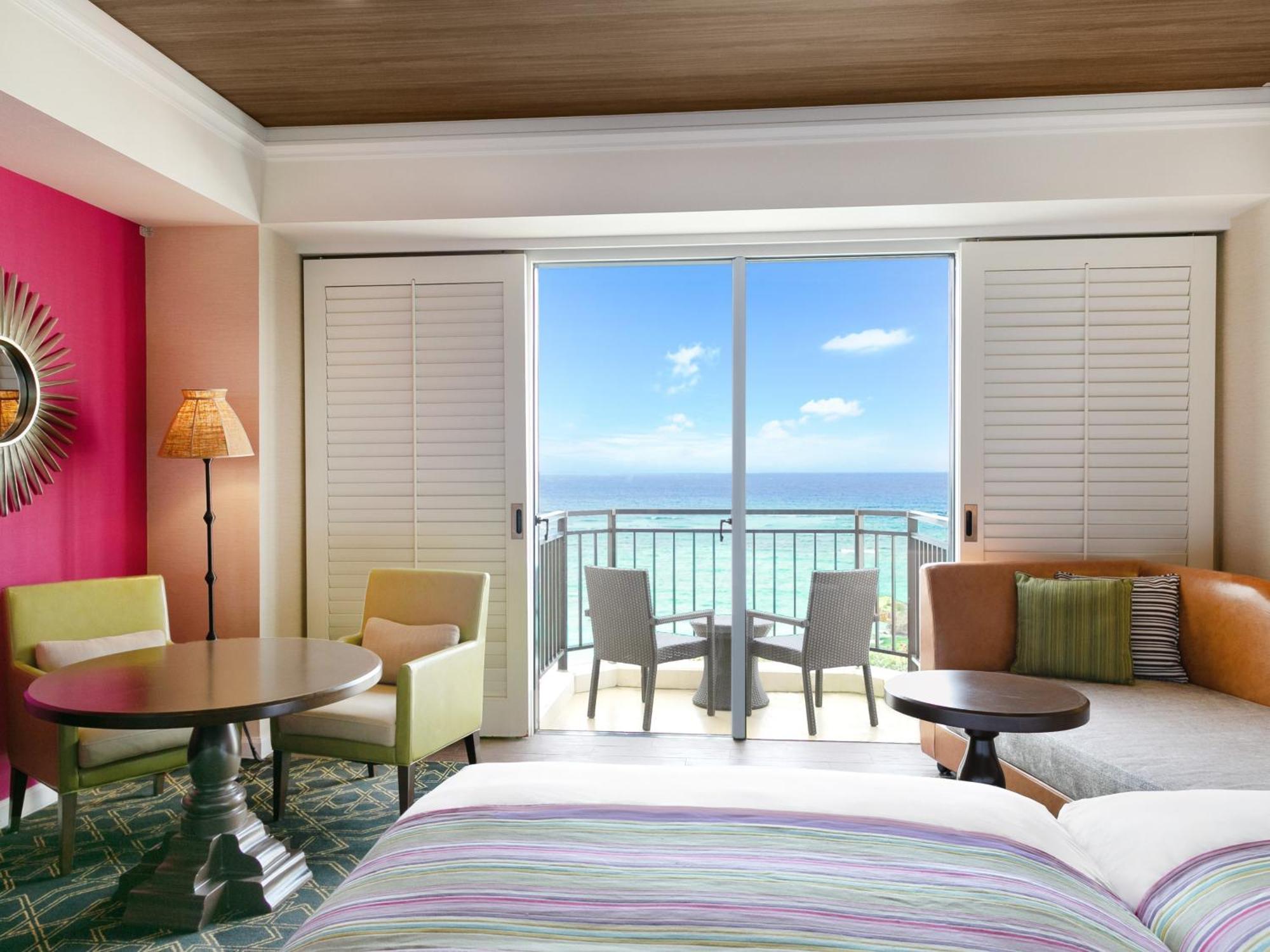 Hotel Nikko Alivila Yomitan Εξωτερικό φωτογραφία A room at the Hilton Guam Resort & Spa