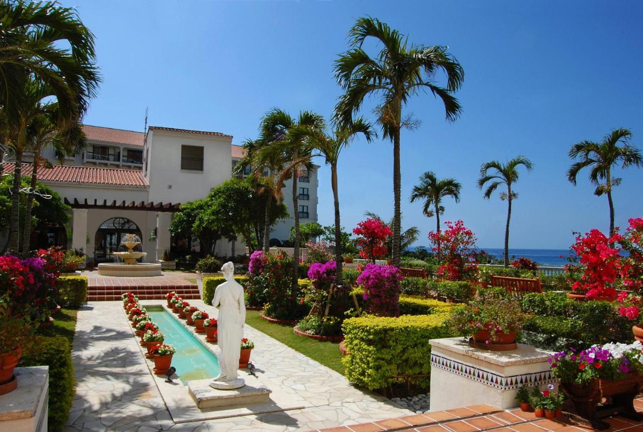 Hotel Nikko Alivila Yomitan Εξωτερικό φωτογραφία Boca Raton Resort